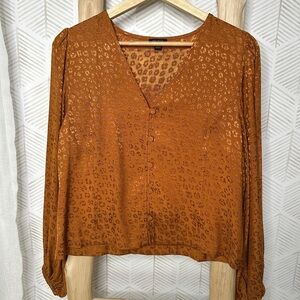 🔆 Ann Taylor Factory Burnt Orange Leopard Jacquard Button Front Blouse - Size M
